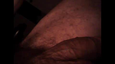 Snapshot of hotguyxxl4you chatting on 10.14.25 hotguyxxl4you online show from 10.14.25