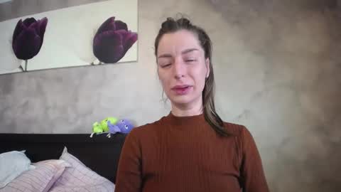 Lia   online show from 03.25.26