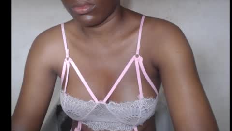 Snapshot of hotjessie0 chatting on 10.06.25 hotjessie0 online show from 10.06.25