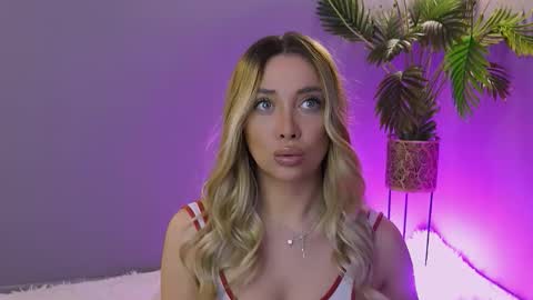 Snapshot of hotjessxx chatting on 03.20.26 Maria online show from 03.20.26