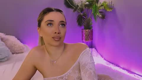 Snapshot of hotjessxx chatting on 03.30.26 Maria online show from 03.30.26