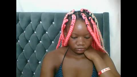 Snapshot of hotjeylee chatting on 02.09.26 LOYCE online show from 02.09.26