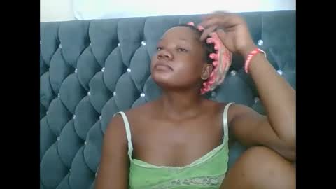 Snapshot of hotjeylee chatting on 02.24.26 LOYCE online show from 02.24.26