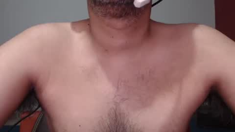 Snapshot of hotjkeanu chatting on 11.03.25 James-Hotxx online show from 11.03.25