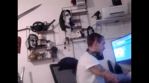 hotkinkytat online show from 02.18.25