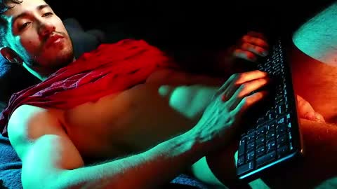 Snapshot of hotlatinking chatting on 05.16.26 Hotlatinking online show from 05.16.26
