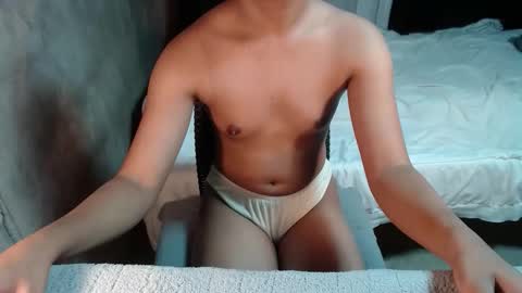 Snapshot of hotlilyxx chatting on 09.30.25 hotlilyxx online show from 09.30.25