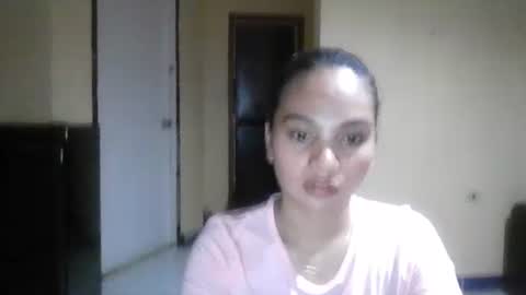 hotmama_independent online show from 10.20.25