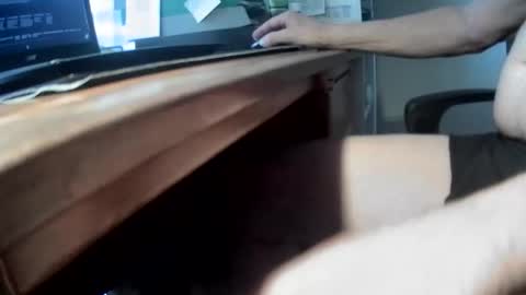 Snapshot of hotmassage50 chatting on 10.16.25 hotmassage50 online show from 10.16.25