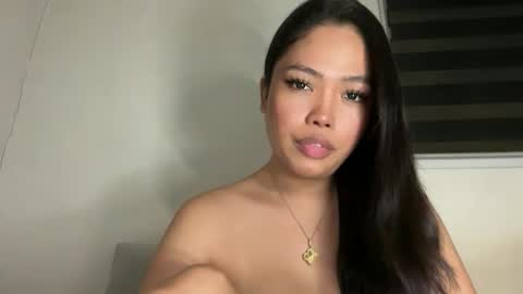 Snapshot of hotmermaidts chatting on 10.09.25 Eva online show from 10.09.25