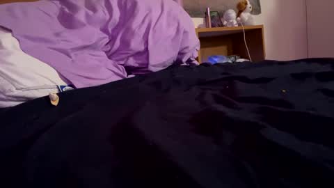 Snapshot of hotmommy2003 chatting on 01.27.25 hotmommy2003 online show from 01.27.25