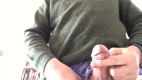 Snapshot of hotmuff99 chatting on 02.24.25 hotmuff99 online show from 02.24.25