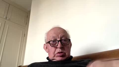 Snapshot of hotmuff99 chatting on 10.29.25 hotmuff99 online show from 10.29.25