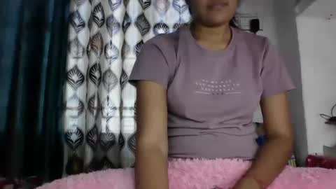 lola online show from 02.15.25