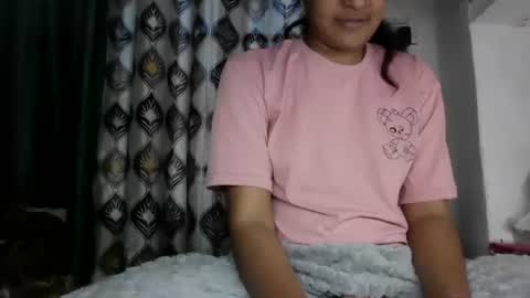 lola online show from 02.20.25