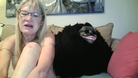 Snapshot of hotpepperrose chatting on 10.02.25 hotpepperose online show from 10.02.25