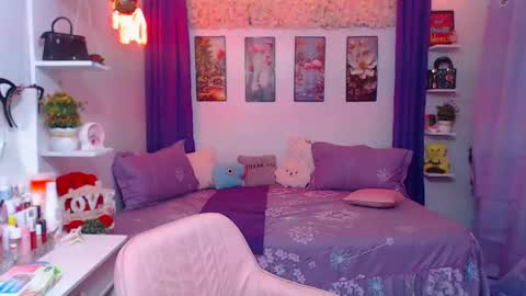 Snapshot of hotpinay_mira chatting on 09.20.25 hotpinay_mira online show from 09.20.25