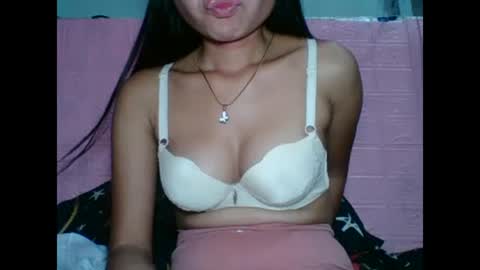 hotpink4u online show from 01.29.25