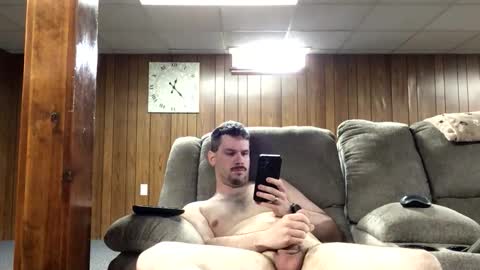 Snapshot of hotrod8916 chatting on 05.11.26 hotrod8916 online show from 05.11.26