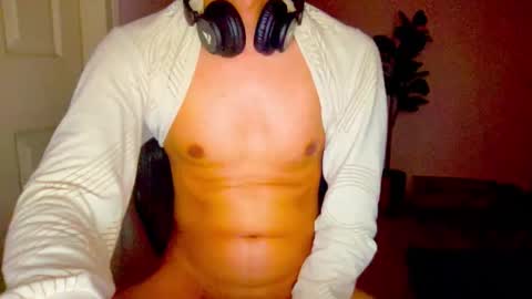 Snapshot of hotsexythighs chatting on 09.24.25 Jack online show from 09.24.25