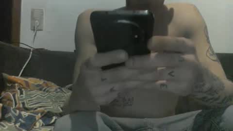 Snapshot of hotshot0509 chatting on 12.25.24 big dick online show from 12.25.24