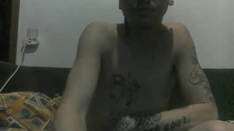 Snapshot of hotshot0509 chatting on 12.26.24 big dick online show from 12.26.24