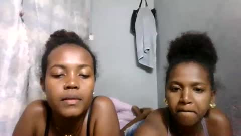 Snapshot of hotskinny98 chatting on 03.02.26 hotskinny98 online show from 03.02.26