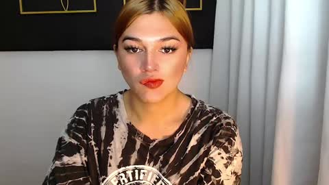 Snapshot of hotstellacumxxx chatting on 12.04.24 STELLA online show from 12.04.24