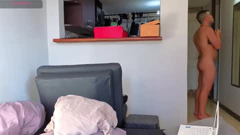 Snapshot of hotstud_999 chatting on 11.02.25 Andres online show from 11.02.25