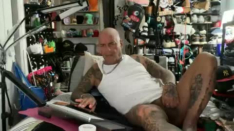 hotstuff775616 online show from 07.05.26