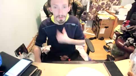 hot online show from 11.19.25