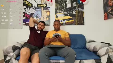 Snapshot of hott_asses chatting on 12.23.24 hott_asses online show from 12.23.24