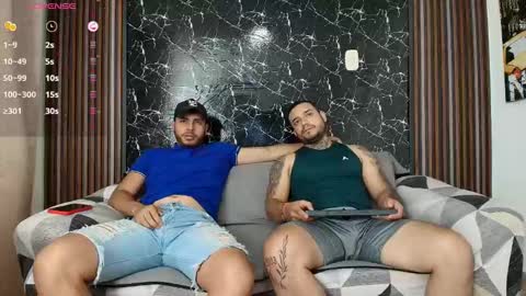 Snapshot of hott_asses chatting on 01.31.25 hott_asses online show from 01.31.25