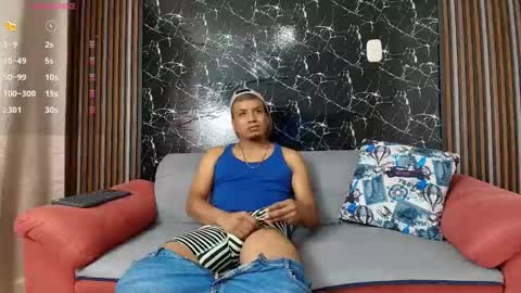 Snapshot of hott_asses chatting on 02.03.25 hott_asses online show from 02.03.25