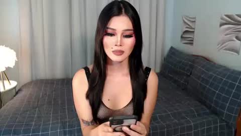 Snapshot of hottest_angel_4u chatting on 06.05.26 ZANDRA online show from 06.05.26