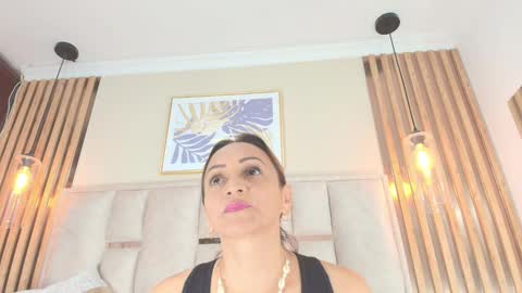 Natalie  online show from 09.17.25