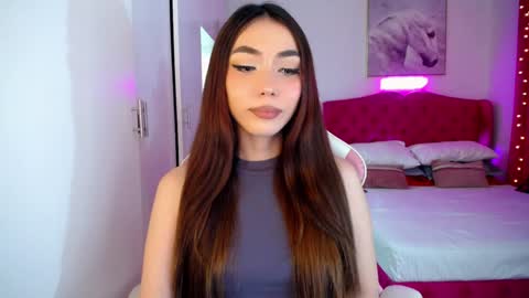 LEXIE- dont forget to give me thumbs up online show from 12.22.24