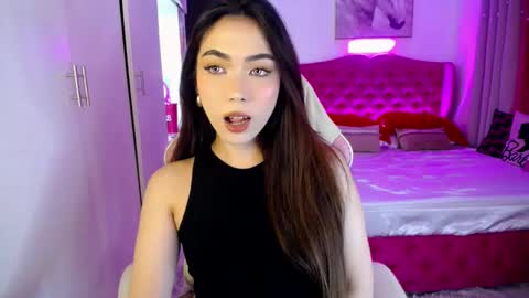 LEXIE- dont forget to give me thumbs up online show from 02.25.25