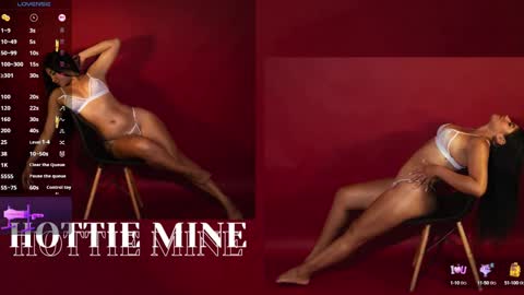 Snapshot of hottie_mine_ chatting on 02.01.25 2pm - 9pm GMT-5 online show from 02.01.25