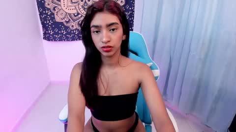 Veronica independent model online show from 03.01.25