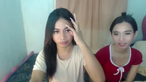 Snapshot of hottiescummerx chatting on 03.10.25 N I C A online show from 03.10.25