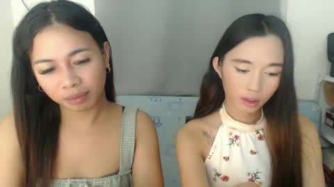 Snapshot of hottiescummerx chatting on 10.21.25 N I C A online show from 10.21.25