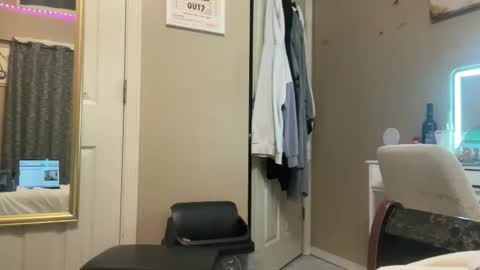 hottiewithabody101 online show from 11.16.25