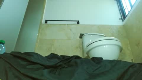 Mary online show from 10.24.25