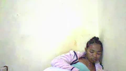 Snapshot of hotvanessa98 chatting on 05.22.26 hotvanessa98 online show from 05.22.26