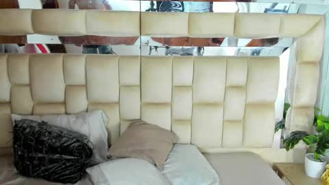   online show from 11.18.25