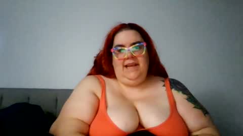 Snapshot of hotwife4685 chatting on 06.23.26 hotwife4685 online show from 06.23.26