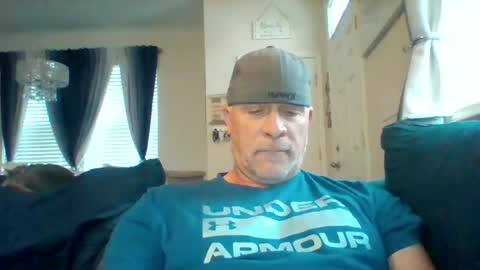 hotyummycock69 online show from 10.28.25