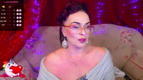 Hotzlata online show from 02.08.25