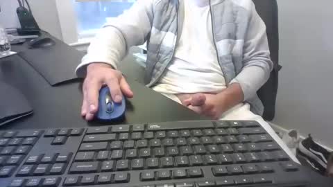 hoverday online show from 10.25.25